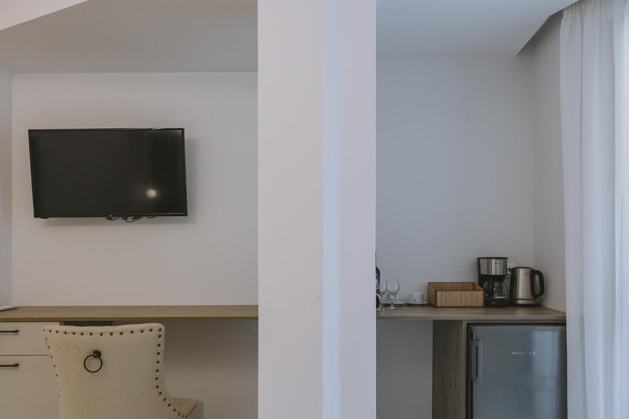 Theo Beach Hotel Apartments Ретимно Екстериор снимка