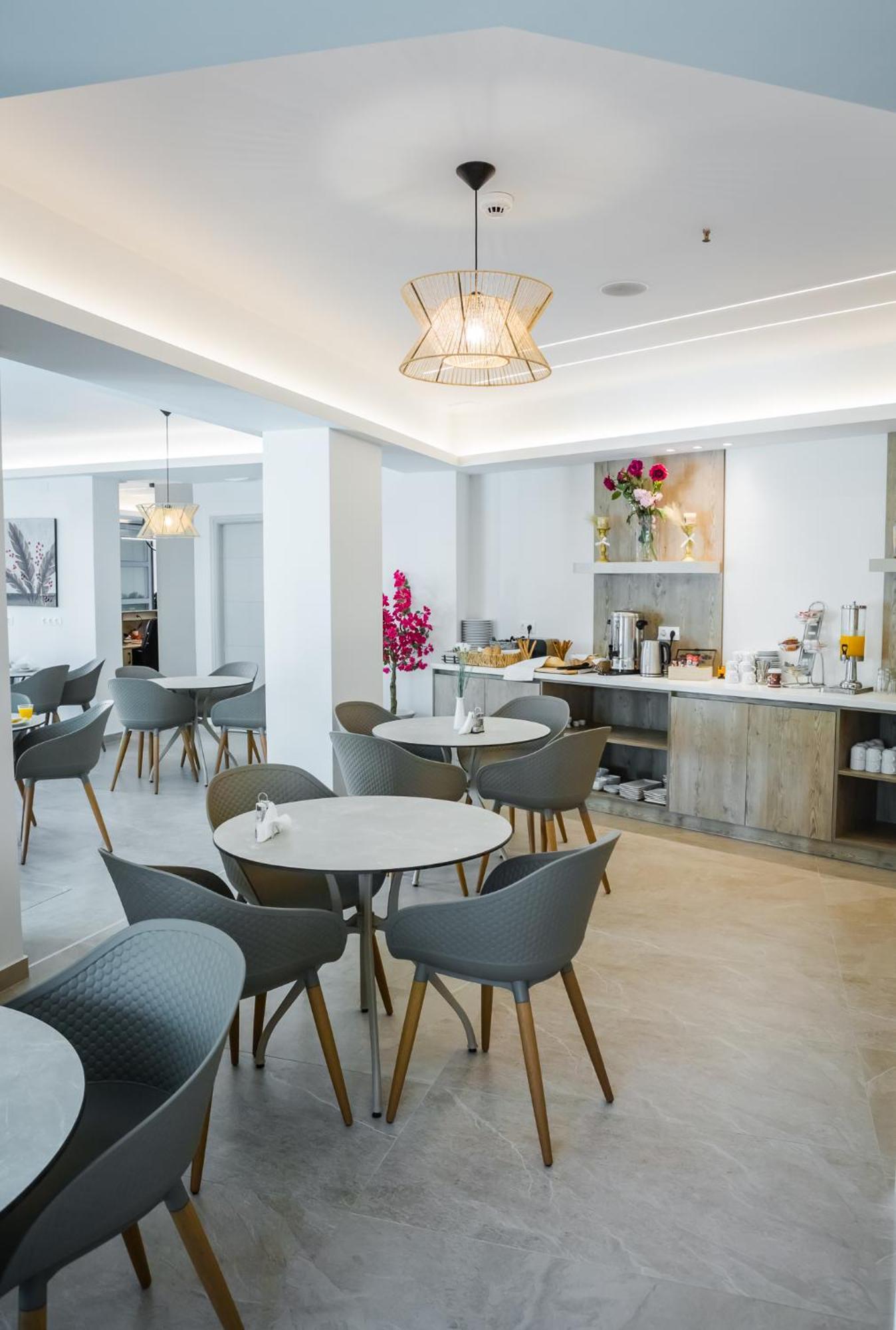 Theo Beach Hotel Apartments Ретимно Екстериор снимка